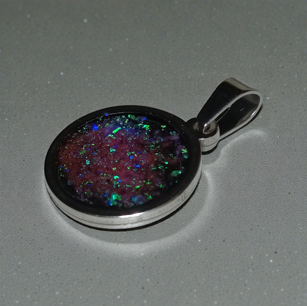 Halskette/Anhänger aus hausgemachtem synthetischem Opal-Edelstahl, kreisförmig